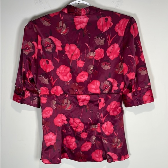 Guess Vintage Red and Pink Floral Blouse 3/4 Sleeve Fitted - Picture 7 of 10